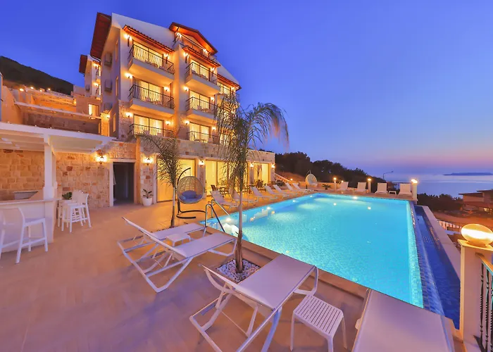 Hilaris Hotel *